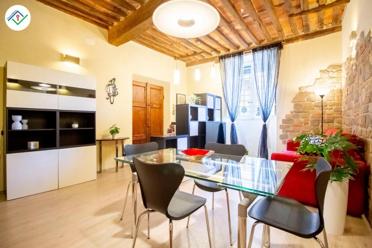 Antica Piazza Apartment By Tuscanywego Lucca Eksteriør bilde