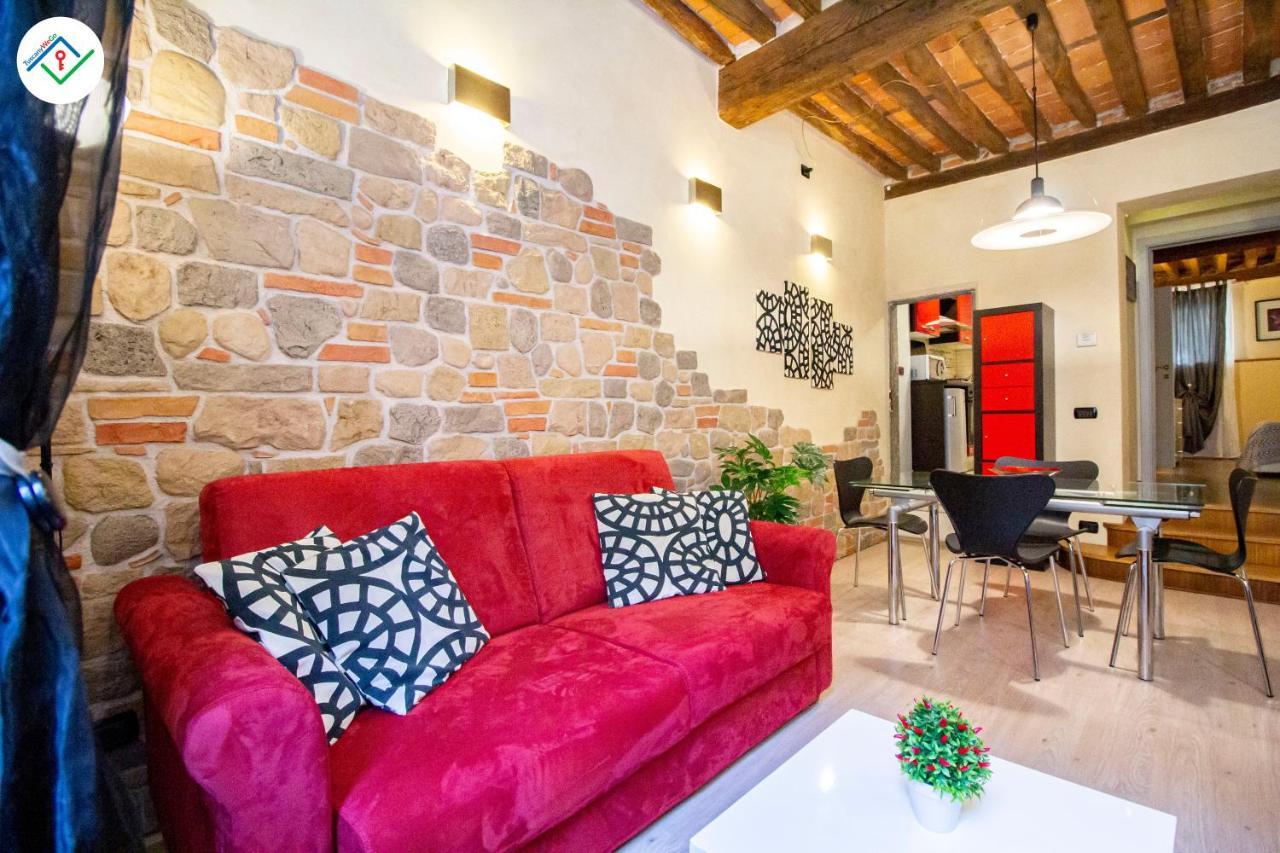 Antica Piazza Apartment By Tuscanywego Lucca Eksteriør bilde